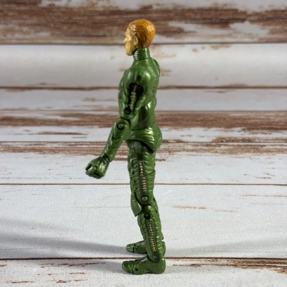 Hasbro Marvel Legends 6